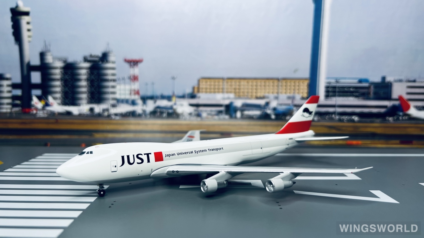 Big Bird 1:400 BB4-2004-08 Japan Airlines 日本航空 Boeing 747-200 JA8160