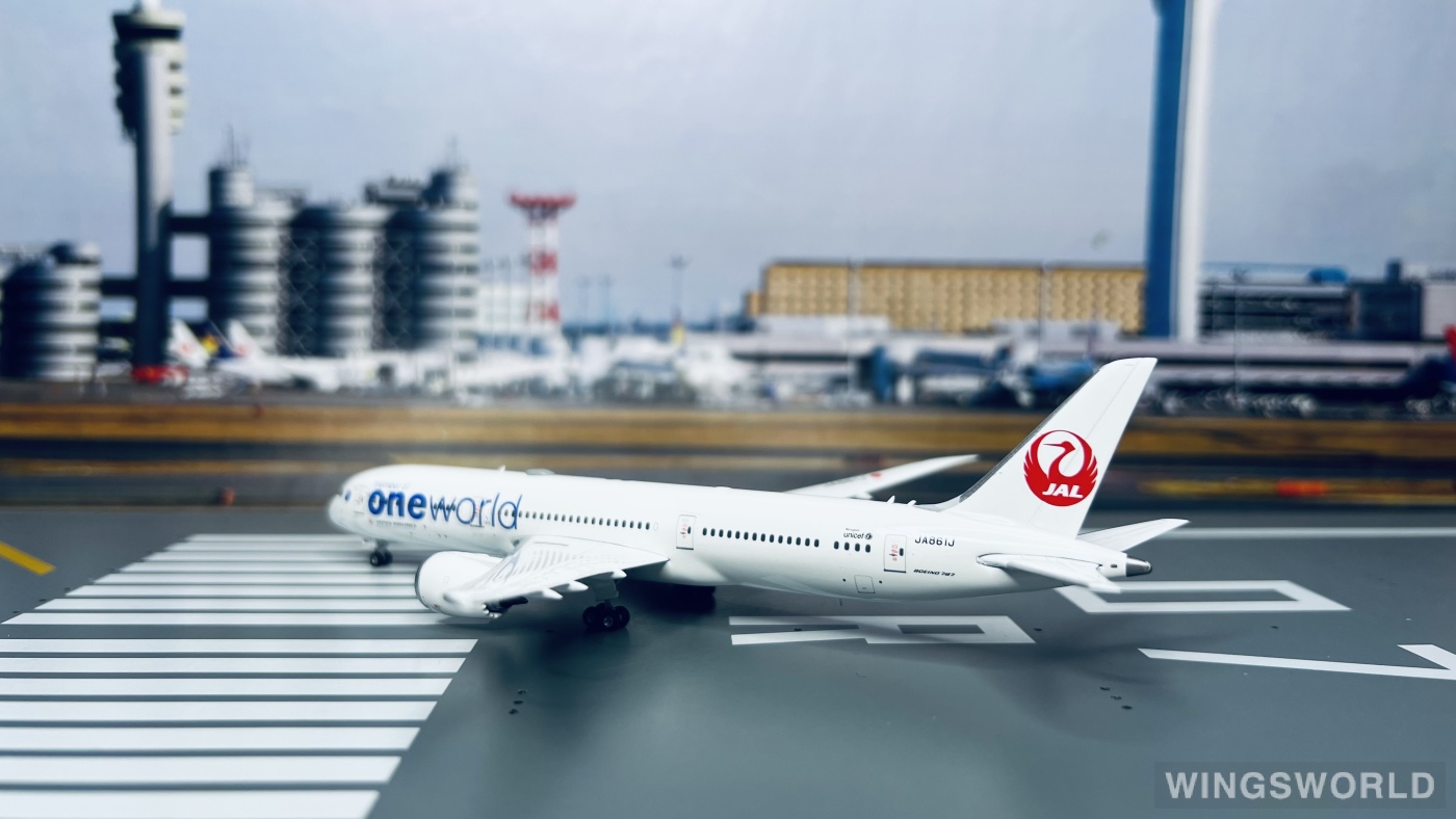 Phoenix 1:400 PH04458 Japan Airlines 日本航空 Boeing 787-9 JA861J