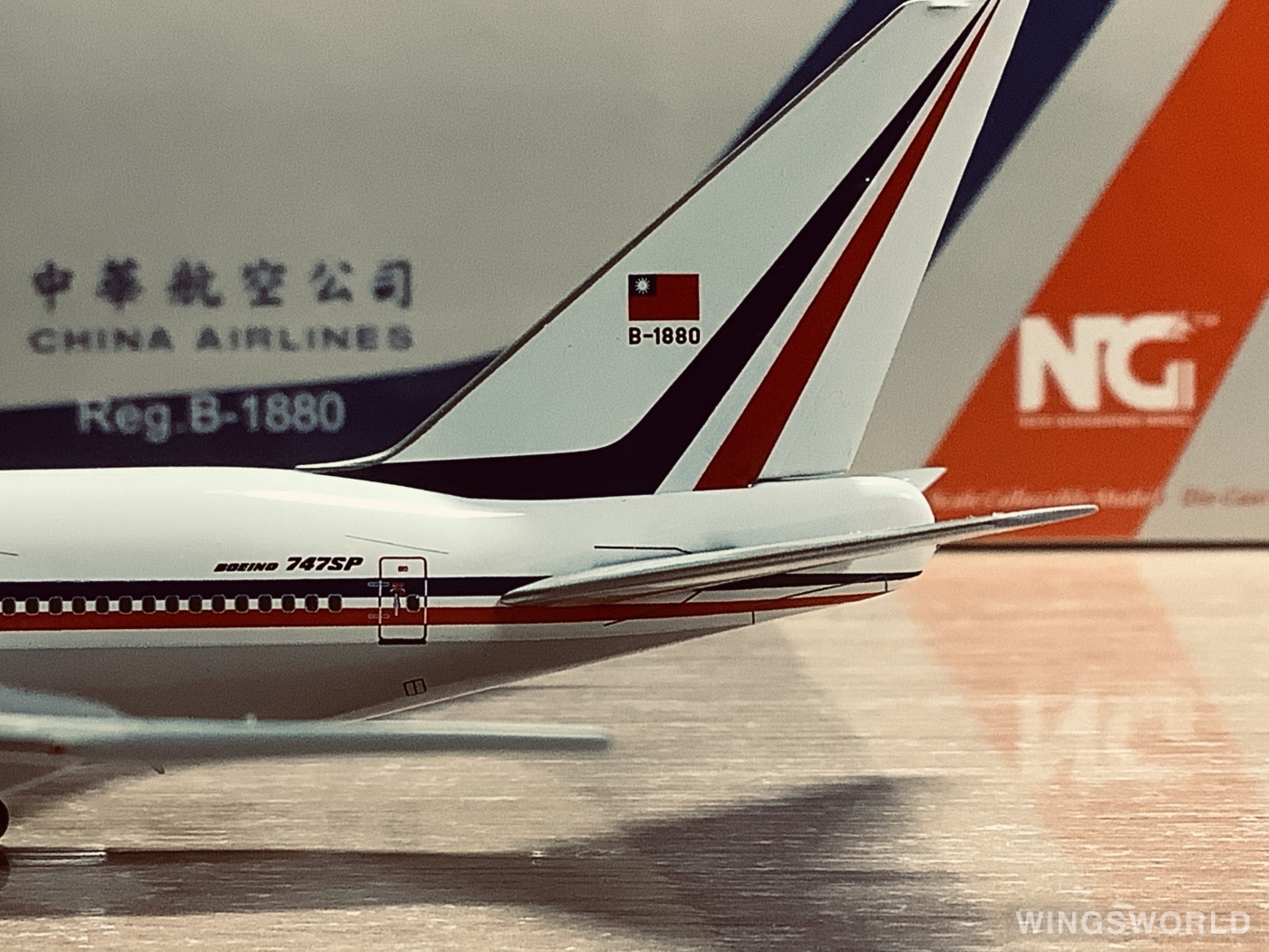 NGmodels 1:400 NG07012 China Airlines 中华航空 Boeing 747SP B-1880