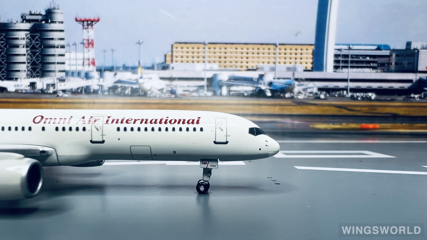 Geminijets 1:400 GJOAE565 Omni Air International Boeing 757-200 N549AX