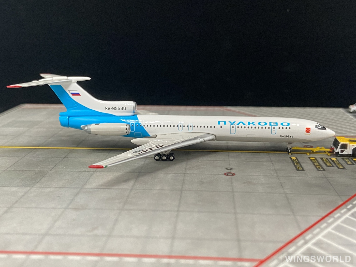 Geminijets 1:400 GJPLK442 Pulkovo Aviation Tupolev Tu-154 RA-85530