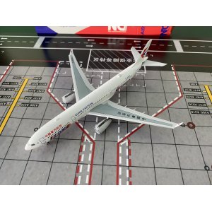 China Eastern 中国东方航空 Airbus A330-300 B-6083 士力架 NG62035 NGmodels 1:400