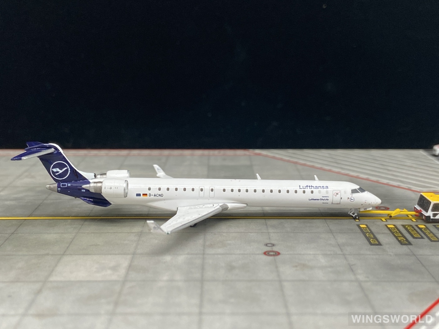 Geminijets 1:400 GJCLH2021 Lufthansa 汉莎航空 Bombardier CRJ900 D-ACND