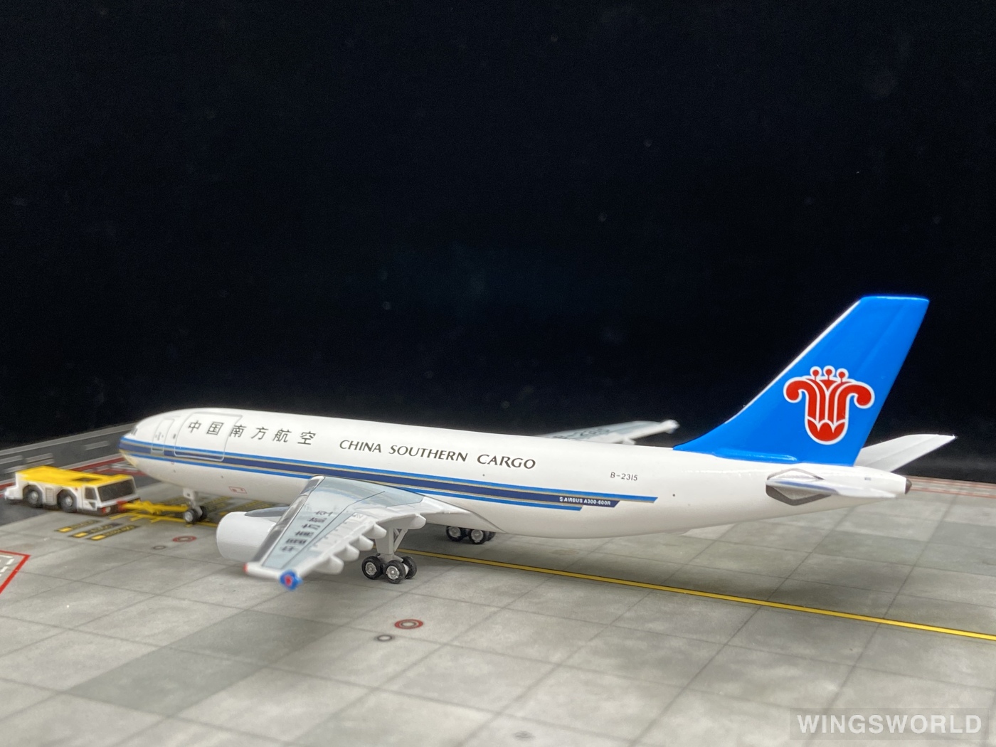 YU MODEL 1:400 YU0015 China Southern 中国南方航空 Airbus A300-600 B-2315