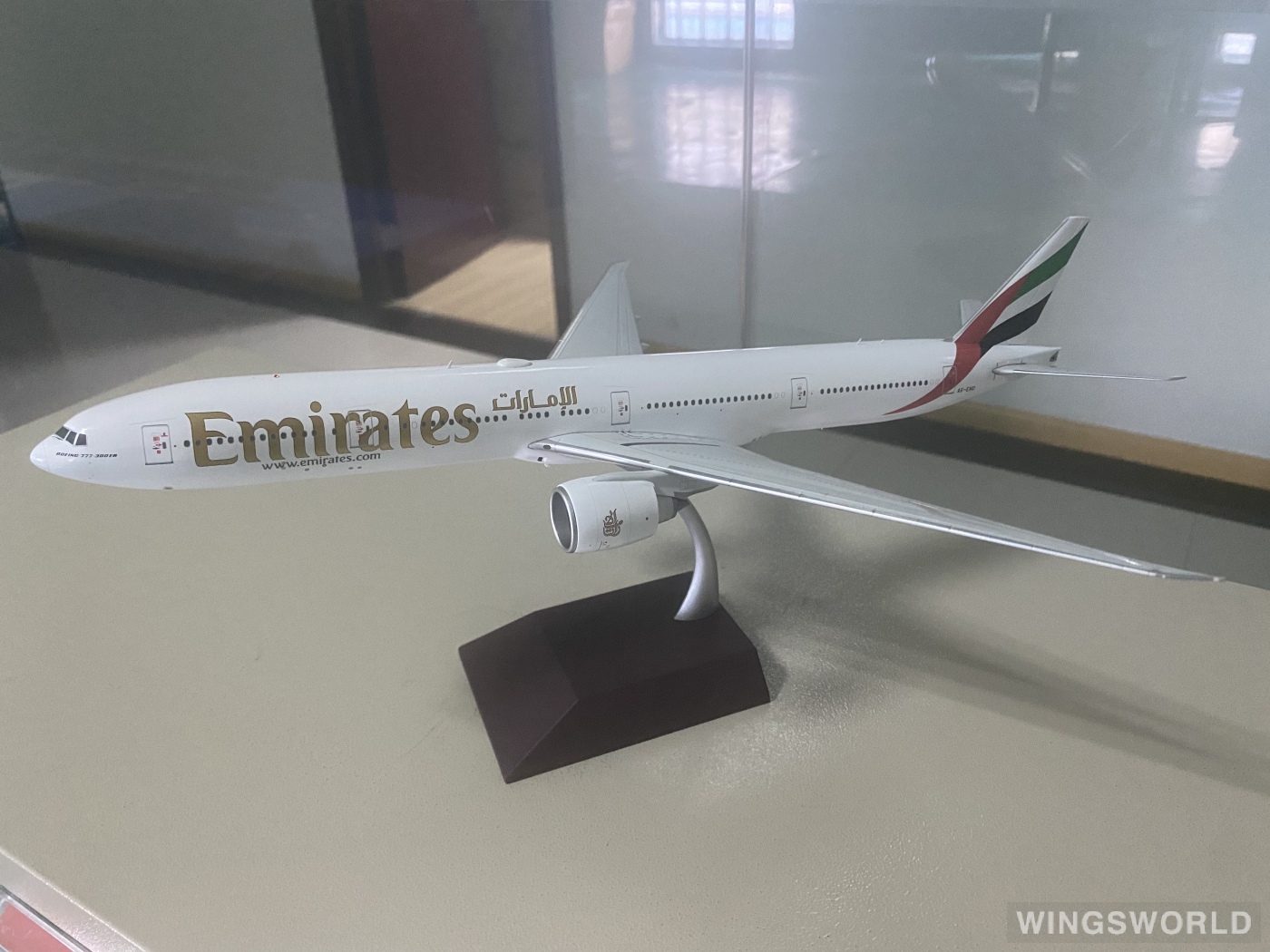 Geminijets 1:200 G2UAE1079 Emirates 阿联酋航空 Boeing 777-300ER A6-END