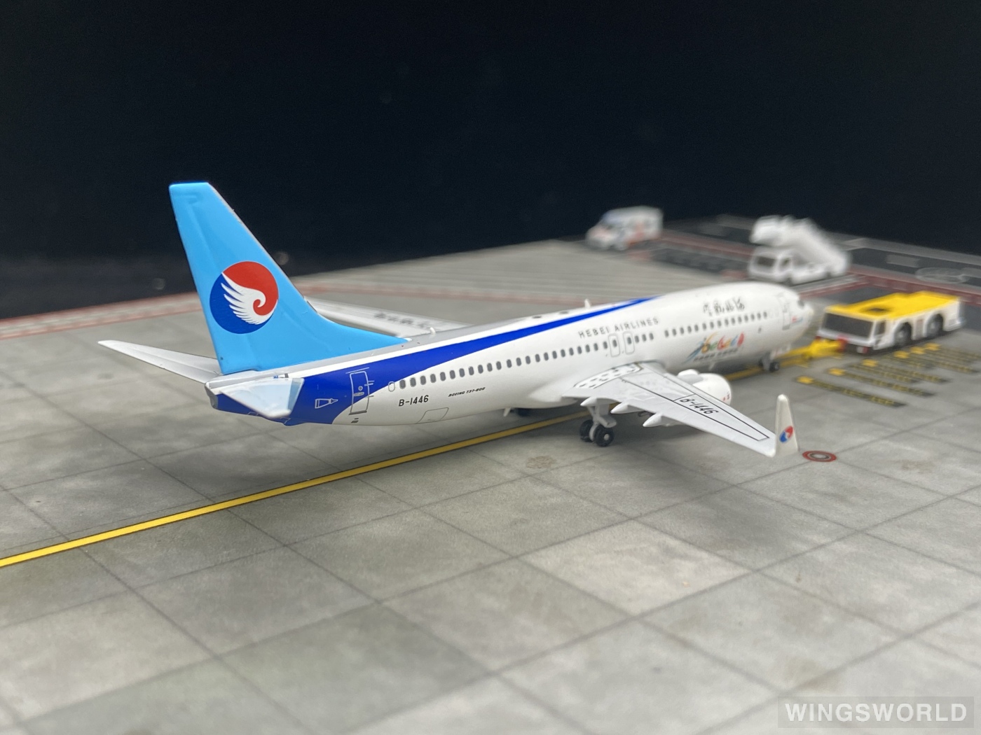 Pandamodel 1:400 PMB1446 Hebei Airlines 河北航空 Boeing 737-800 B-1446
