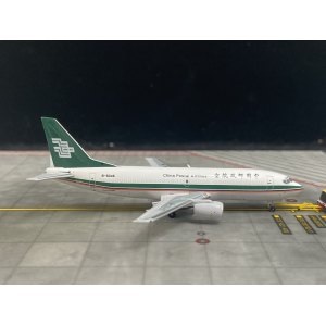 China Postal Airlines 中国邮政航空 Boeing 737-300 B-5046  084B Skywings 1:400