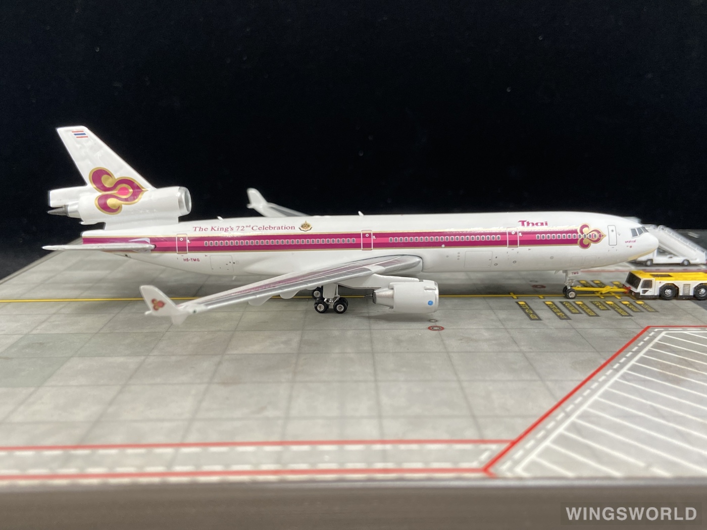Phoenix 1:400 PH11757 Thai Airways 泰国国际航空 McDonnell Douglas MD-11 HS-TMG