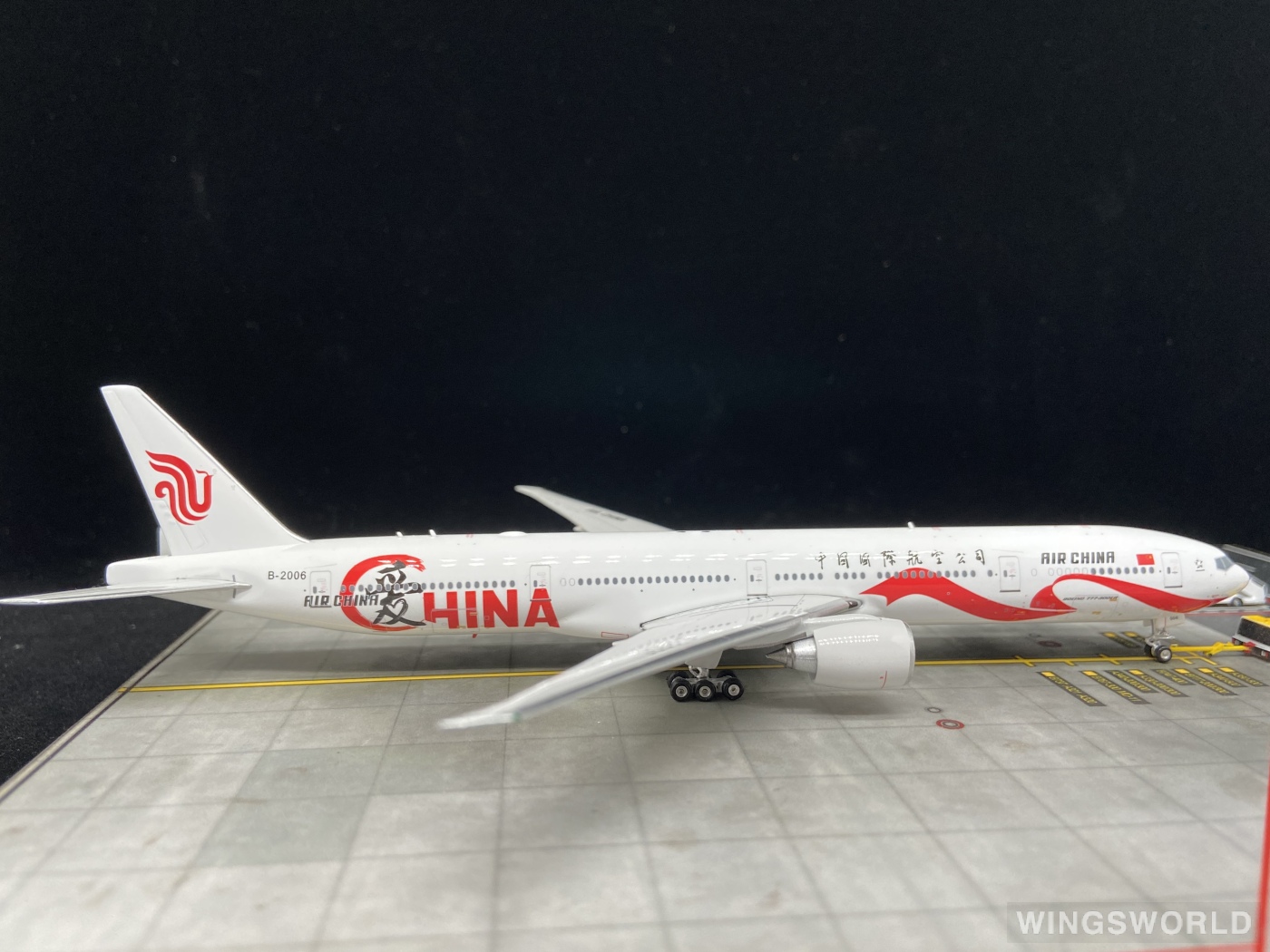 Phoenix 1:400 PH11022 Air China 中国国际航空 Boeing 777-300ER B-2006