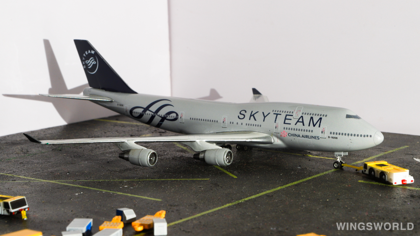 Phoenix 1:400 PH10575 China Airlines 中华航空 Boeing 747-400 B-18206