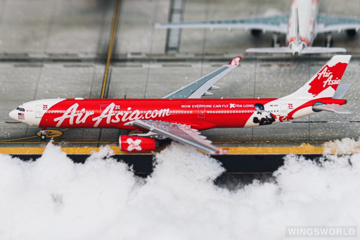 Pandamodel 1:400 BOX18033 AirAsia 亚洲航空 Airbus A330-300 9M-XXP