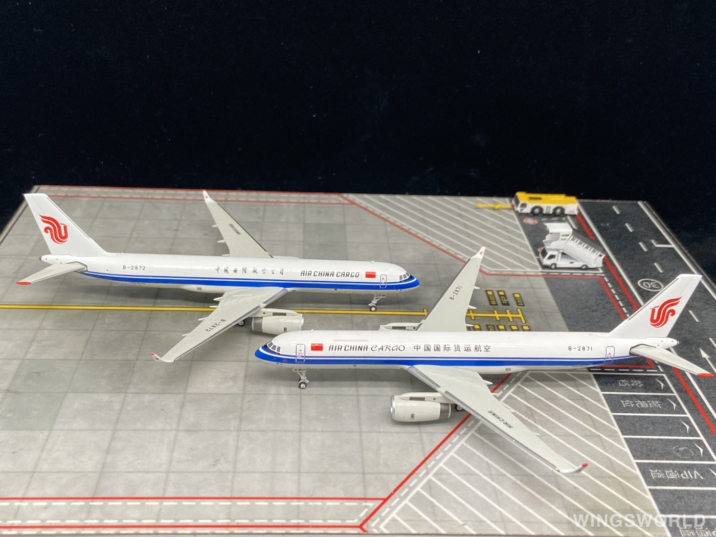 NG models 1:400 Tupolev Tu-204 Air China Cargo 中国国际货运航空 