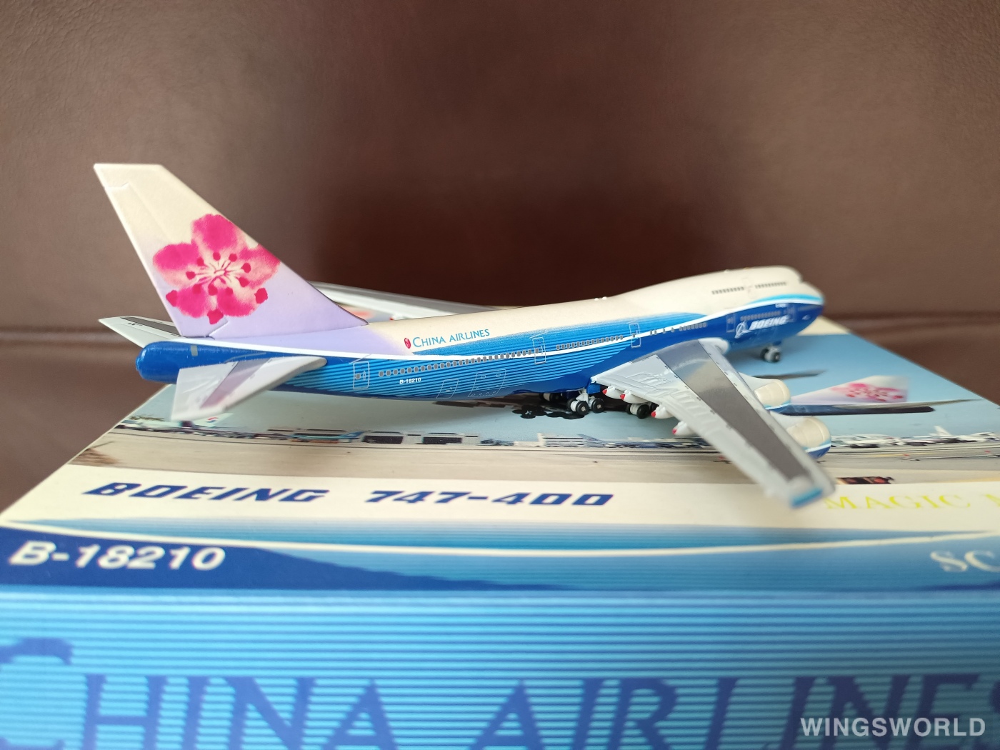 Magic 1:400 6991263600057 China Airlines 中华航空 Boeing 747-400 B-16210