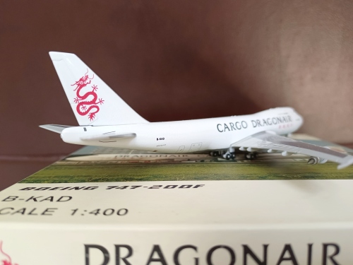 Magic 1:400 Boeing 747-200 Dragonair 港龙航空6991263680228 B