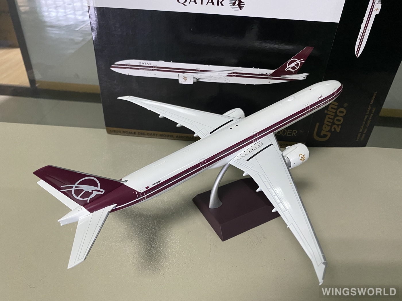 Geminijets 1:200 G2QTR1145 Qatar 卡塔尔航空 Boeing 777-300ER A7-BAC