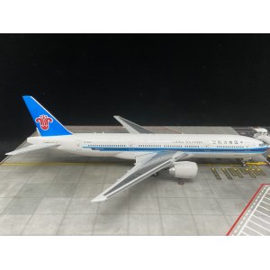 China Southern 中国南方航空 Boeing 777-200 B-2052 南航波音B777-200最后飞行 PH11363 Phoenix 1:400