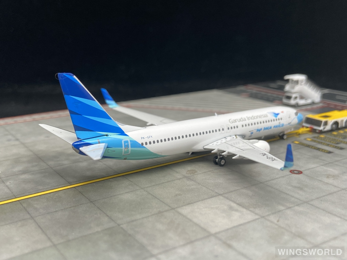 Phoenix 1:400 PH11659 Garuda Indonesia 印度尼西亚鹰航 Boeing 737-800 PK-GFK