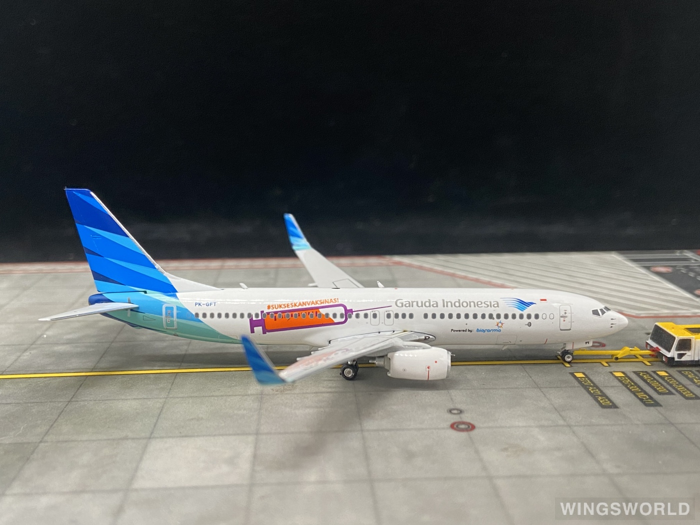 Phoenix 1:400 PH11689 Garuda Indonesia 印度尼西亚鹰航 Boeing 737-800 PK-GFT