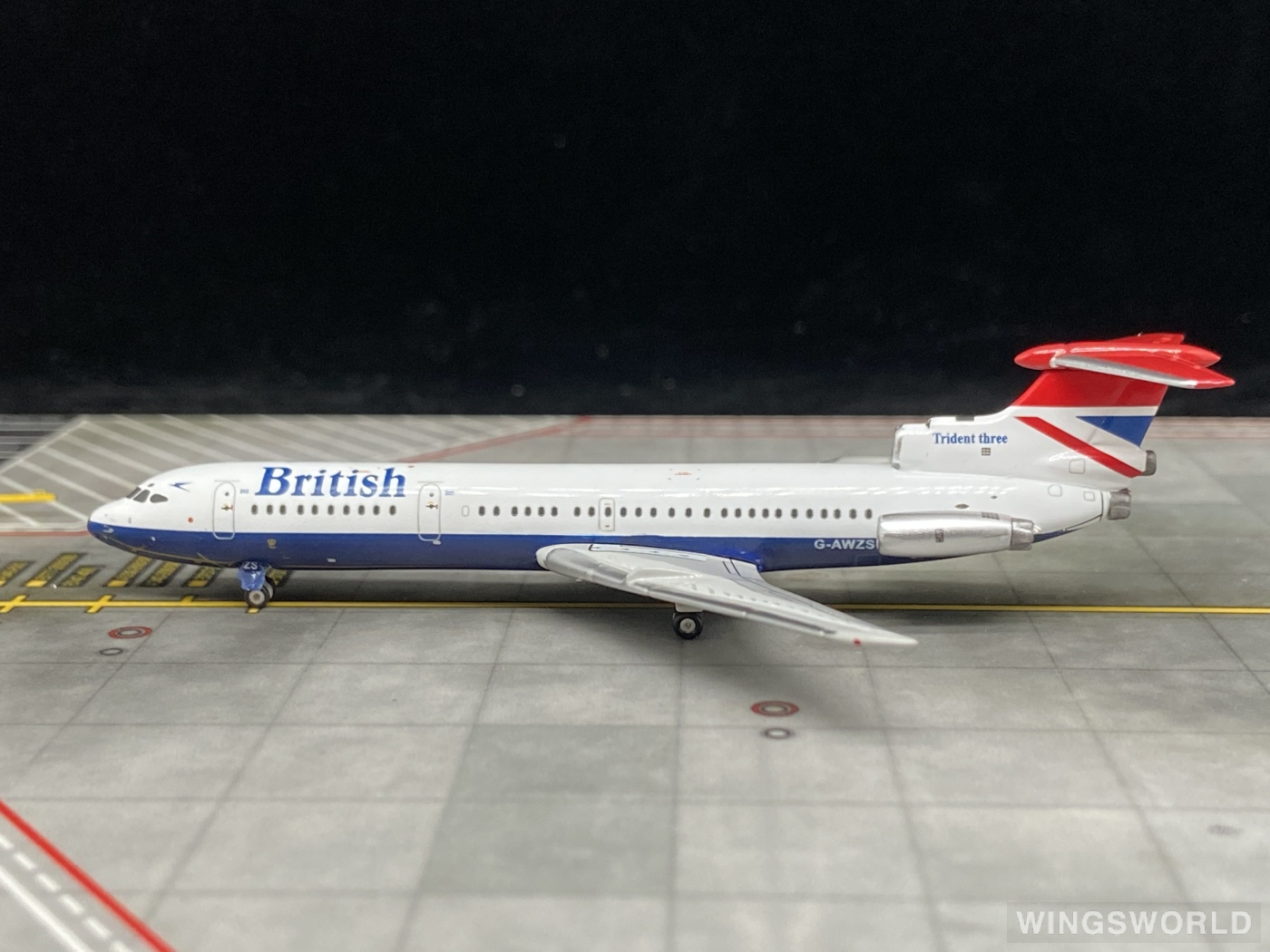 Geminijets 1:400 GJBAW711 British Airways 英国航空 Hawker Siddeley Trident G-AWZS