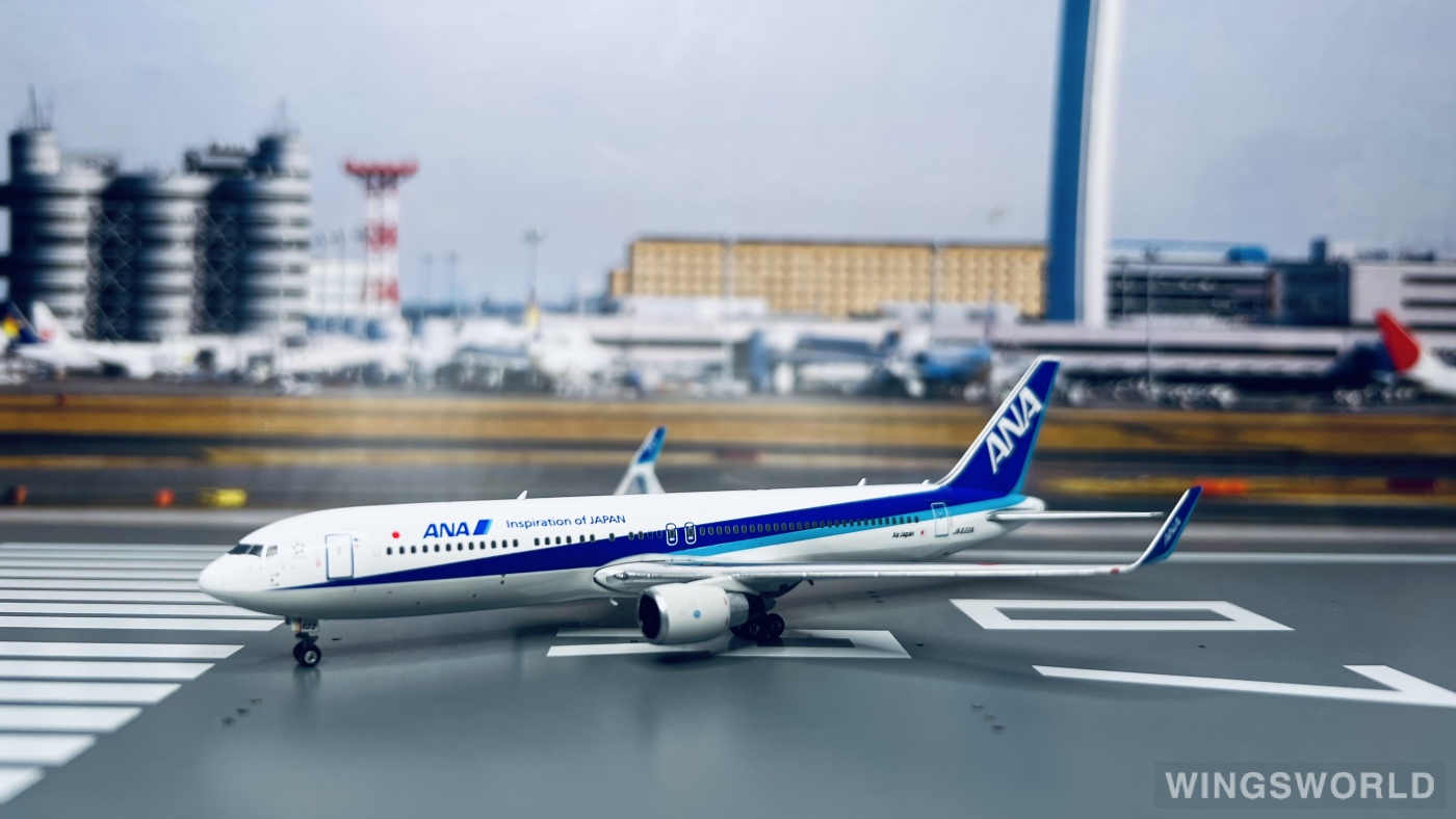 Phoenix 1:400 Boeing 767-300ER ANA 全日空PH04472 JA622A 的