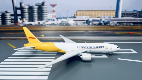 DHL(シンガポール航空) 777F 9V-DHA 1/200 JC Wings 1:200 Singapore