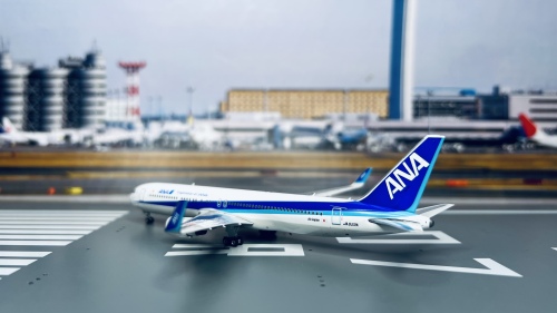 Phoenix 1:400 Boeing 767-300ER ANA 全日空PH04472 JA622A 图片