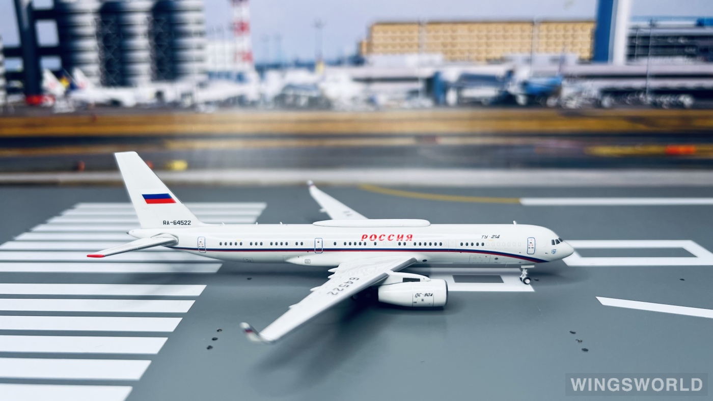 Pandamodel 1:400 202211 Rossiya Special Flight Detachment Tupolev Tu-204 RA-64522