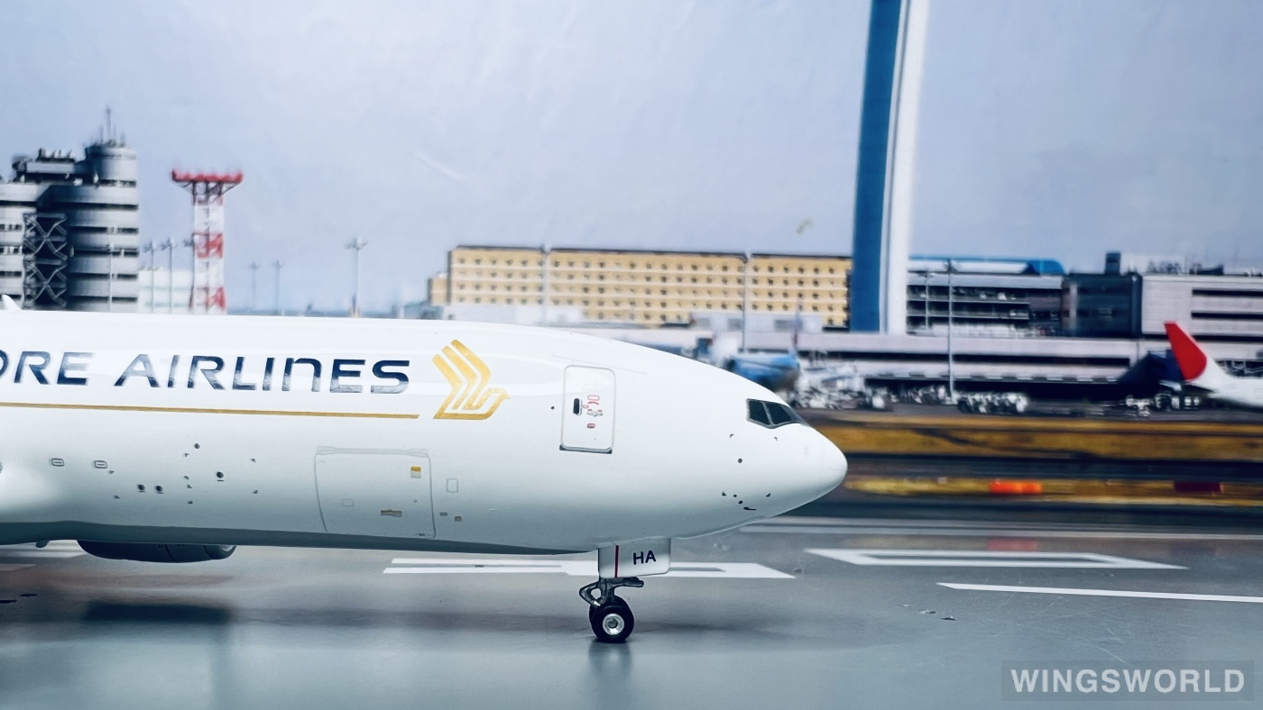 Phoenix 1:400 PH04474 Singapore Airlines 新加坡航空 Boeing 777F 9V-DHA