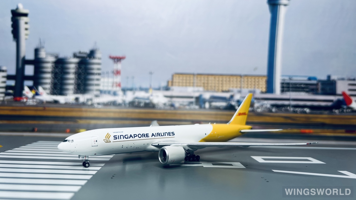 Phoenix 1:400 PH04474 Singapore Airlines 新加坡航空 Boeing 777F 9V-DHA