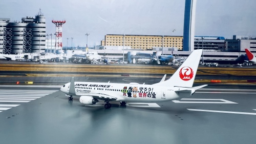 PH04466 Japan Airlines 日本航空Boeing 737-800 JA337J Phoenix 1:400