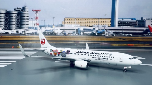 Phoenix JAL 日本航空 B737-800 JA317J 1/400 Phoenix JAL 日本航空 B737-800 JA317J 1/400 - メルカリ