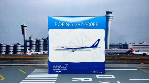 Phoenix 1:400 Boeing 767-300ER ANA 全日空PH04472 JA622A 图片
