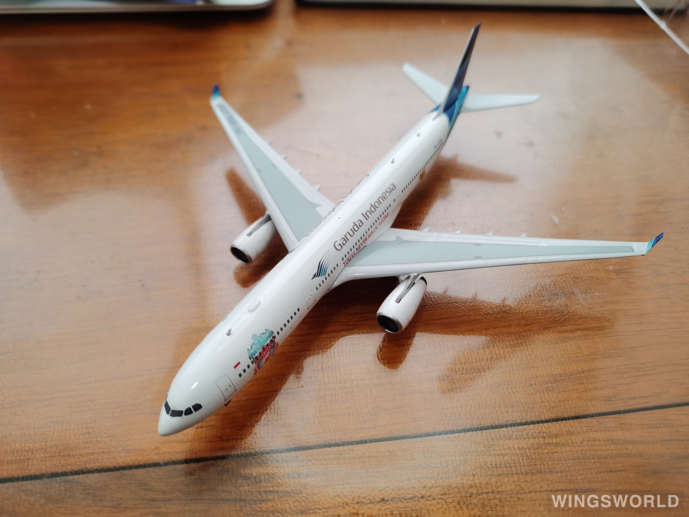 Phoenix 1:400 PH10813 Garuda Indonesia 印度尼西亚鹰航 Airbus A330-300 PK-GPA