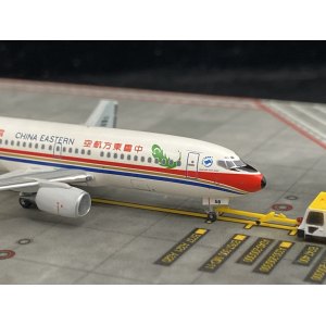 China Eastern 中国东方航空 Boeing 737-300 B-2958  ACB2958 AeroClassics 1:400