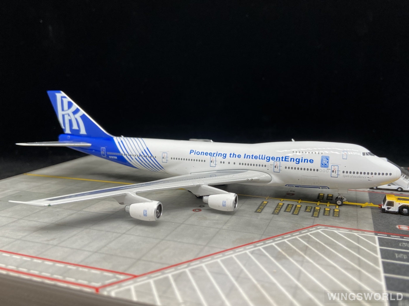 Phoenix 1:400 PH11709 Rolls Royce 罗尔斯 罗伊斯 Boeing 747-200 N787RR