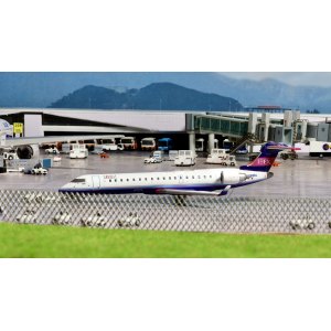 IBEX Airlines 伊别克斯航空 Bombardier CRJ700 JA09RJ  FW40006 Geminijets 1:400