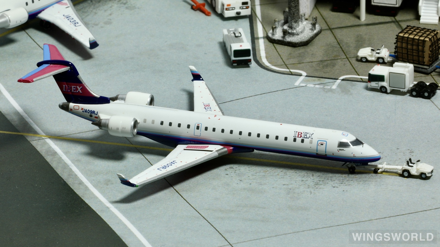 Geminijets 1:400 FW40006 IBEX Airlines 伊别克斯航空 Bombardier CRJ700 JA09RJ