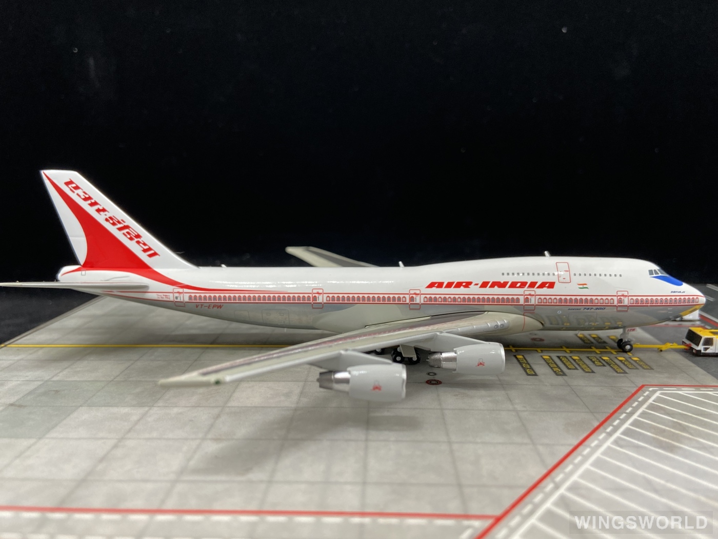 Big Bird 1:400 BB4-743-002 Air India 印度航空 Boeing 747-300 VT-EPW