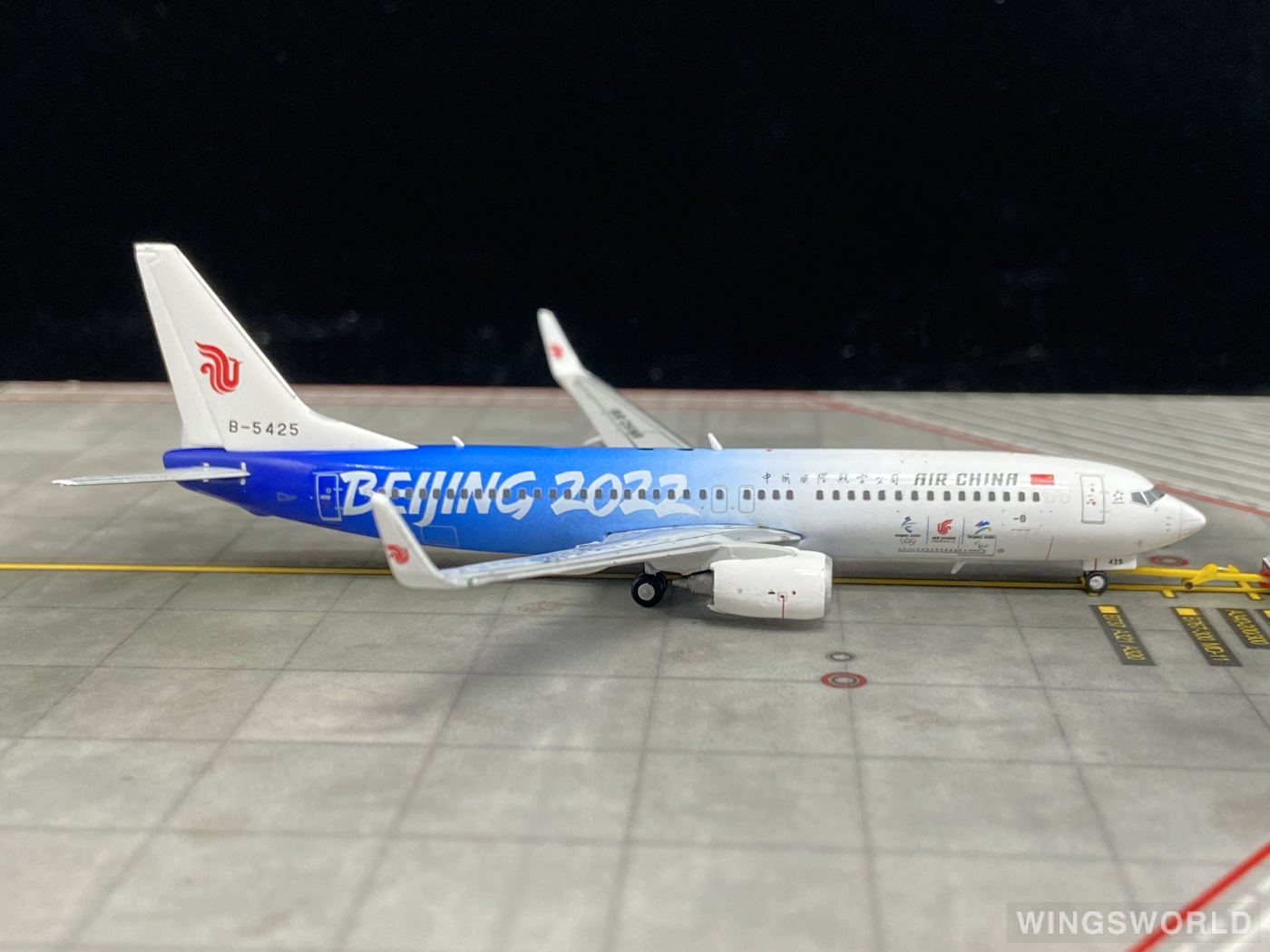 JC Wings 1:400 XX4479 Air China 中国国际航空 Boeing 737-800 B-5425