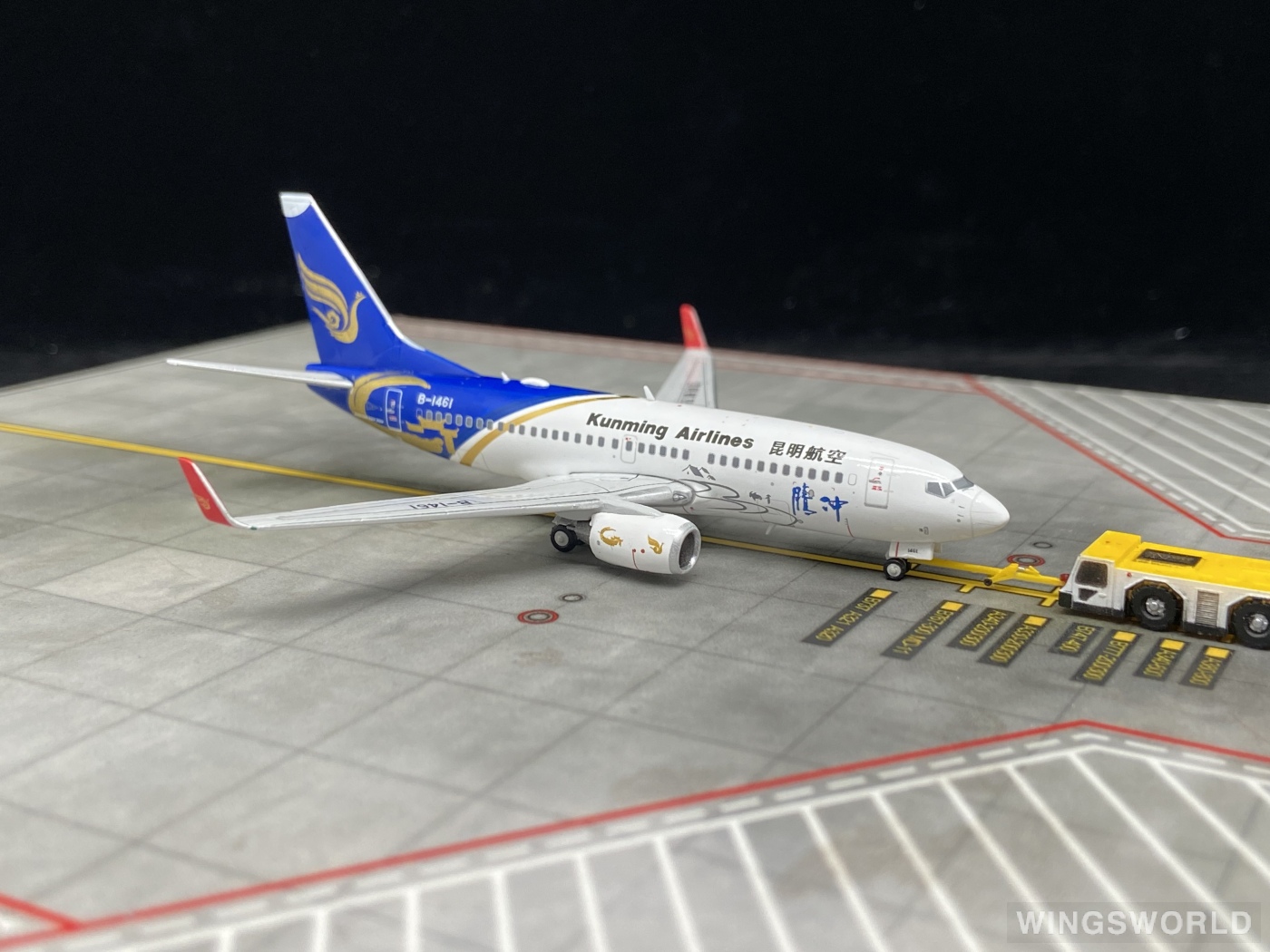 JC Wings 1:400 LH4069 Kunming Airlines 昆明航空 Boeing 737-700 B-1461