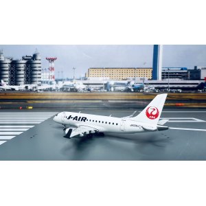 J-AIR Embraer ERJ-170 JA220J  EW4170004 JC Wings 1:400
