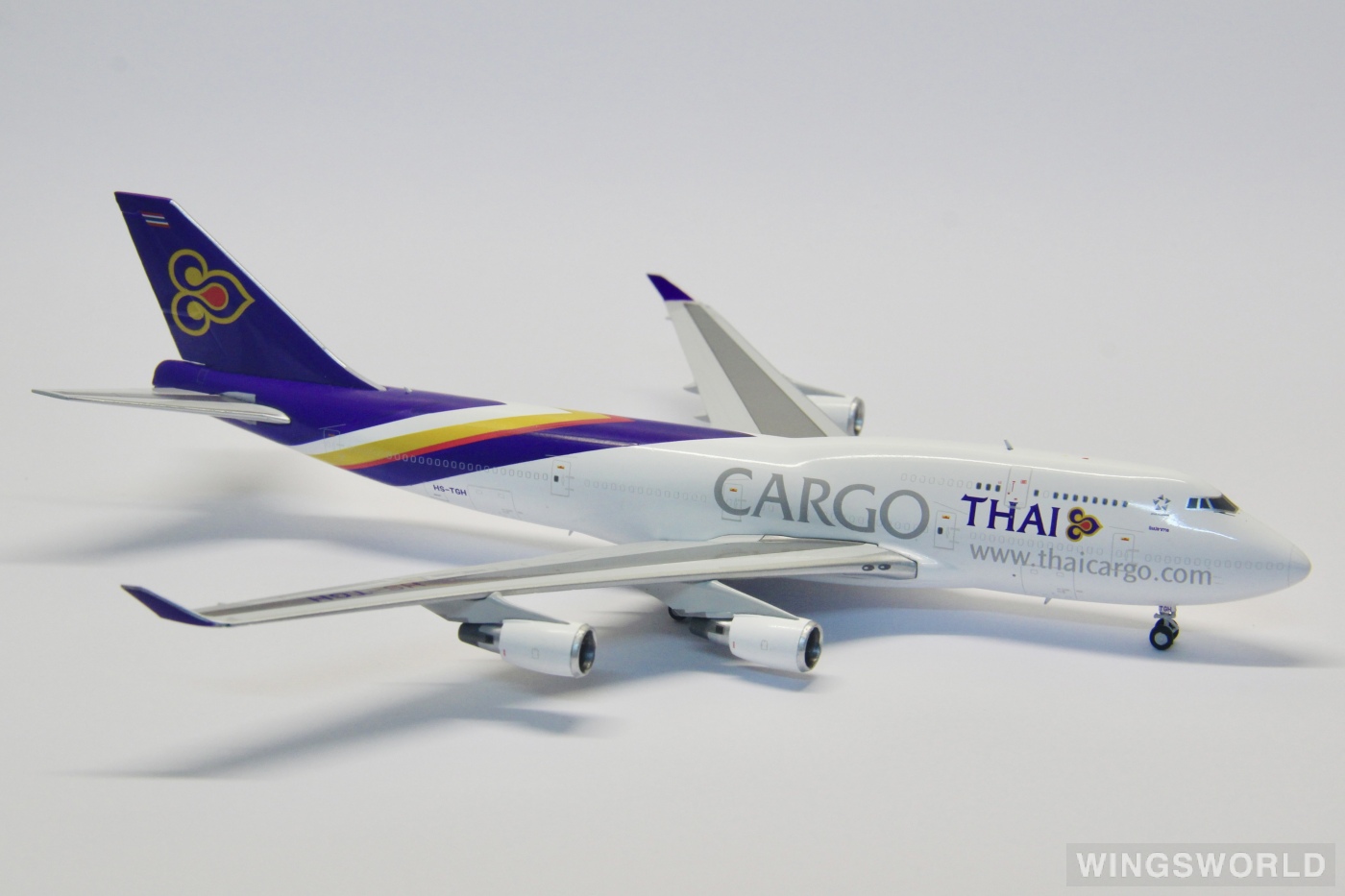 JC Wings 1:400 XX40016 Thai Airways 泰国国际航空 Boeing 747-400 HS-TGH