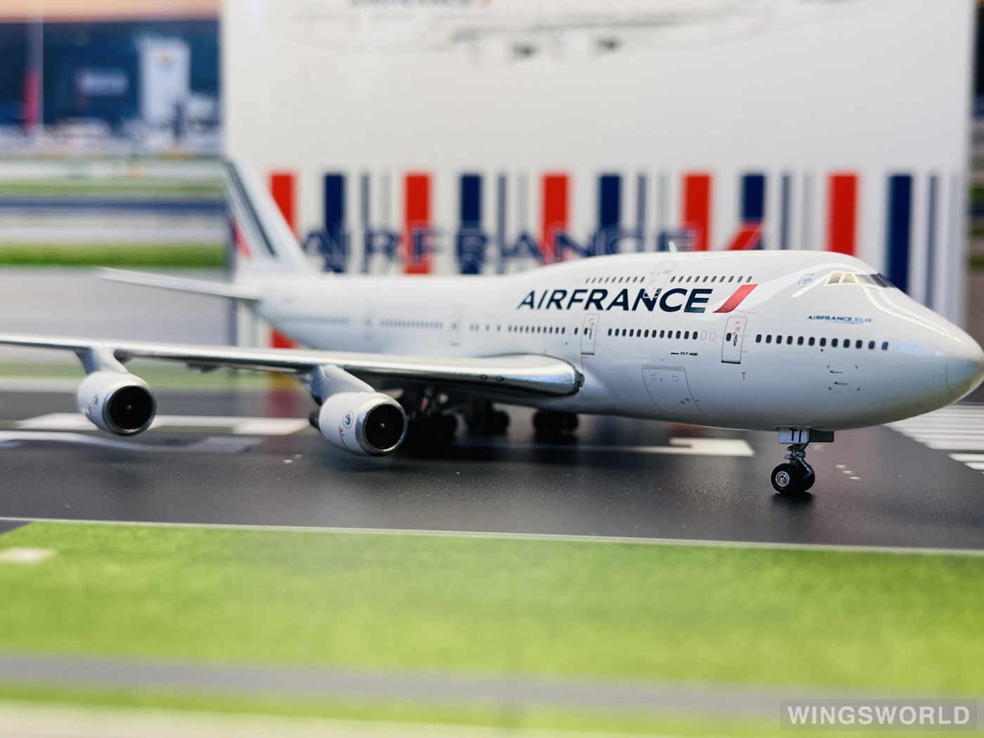 Phoenix 1:400 PH10854 Air France 法国航空 Boeing 747-400 F-GITI