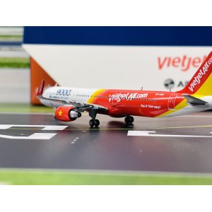 Vietjet Air 越捷航空 Airbus A321 VN-A651  GJVJC1446 Geminijets 1:400