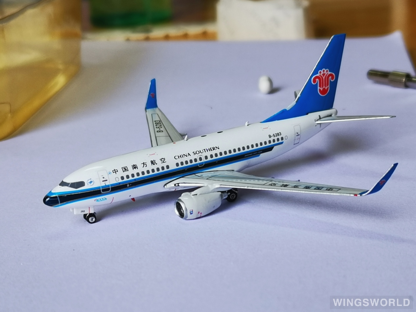 Phoenix 1:400 PH11131 China Southern 中国南方航空 Boeing 737-700 B-5283