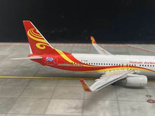 Hainan Airlines 海南航空 Boeing 737-800 B-5136  WT4738022 Witty 1:400