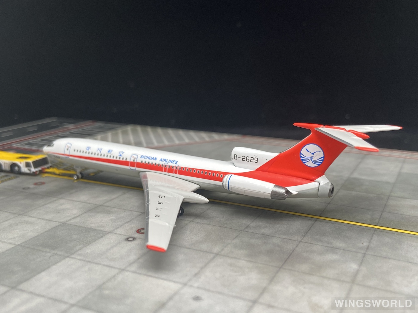 Phoenix 1:400 PH10894 Sichuan Airlines 四川航空 Tupolev Tu-154 B-2629