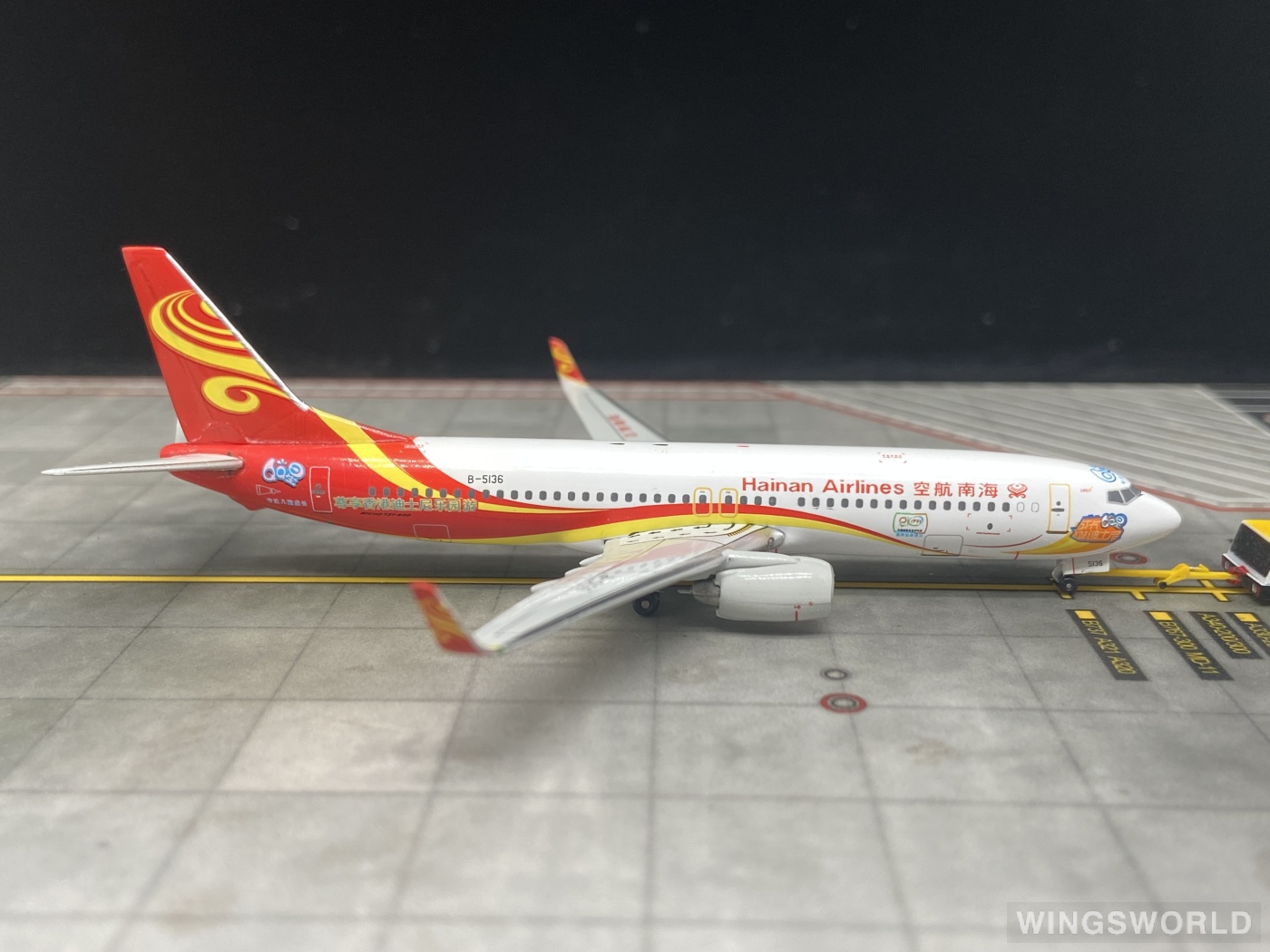 Witty 1:400 WT4738022 Hainan Airlines 海南航空 Boeing 737-800 B-5136