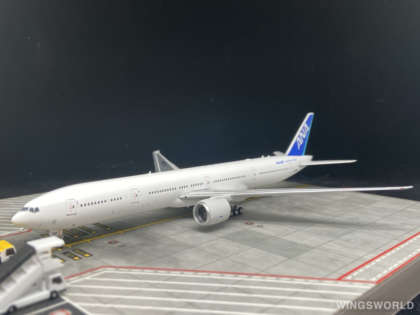 Phoenix 1:400 PH04463 ANA 全日空 Boeing 777-300ER JA789A