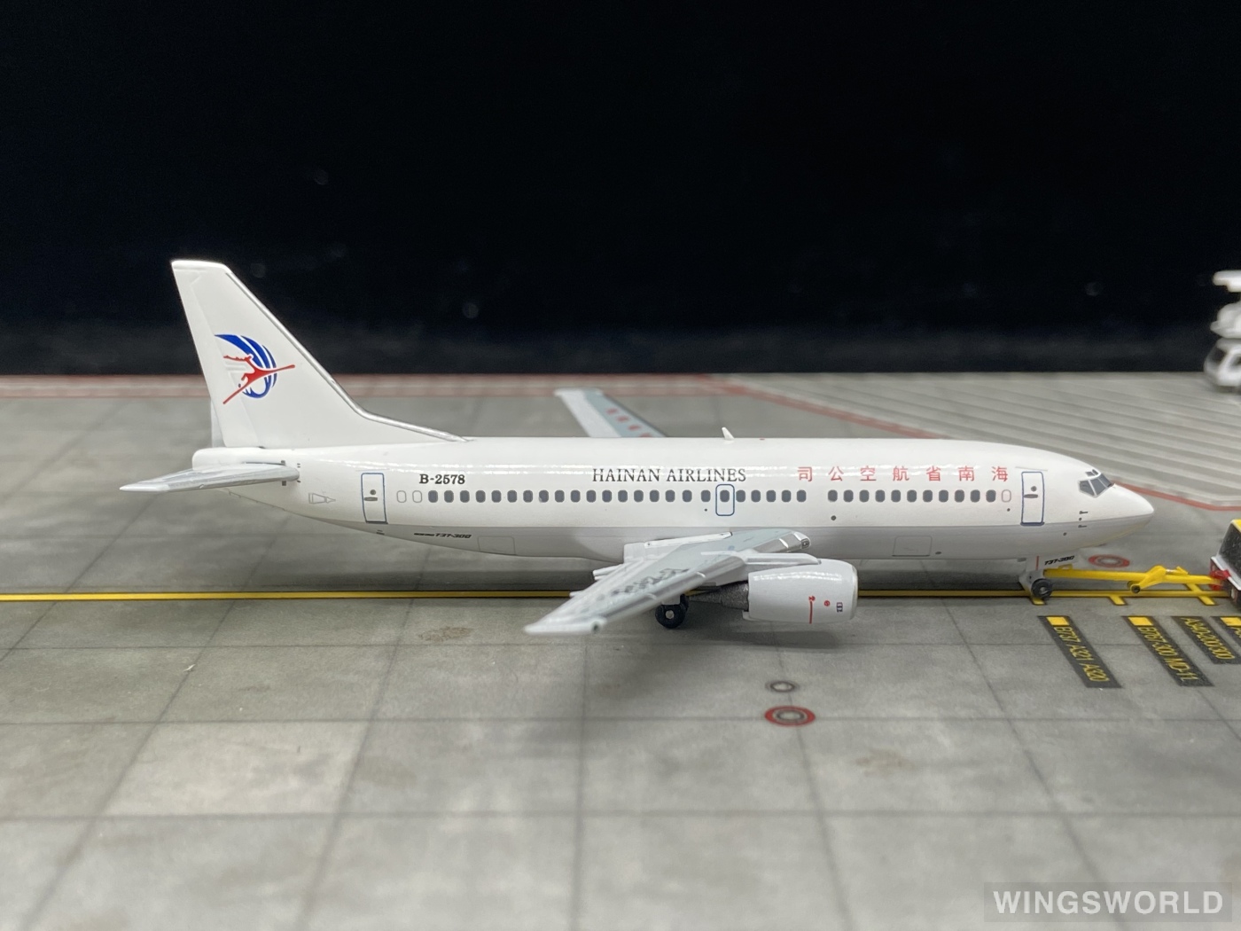Pandamodel 1:400 PM-B-2578 Hainan Airlines 海南航空 Boeing 737-300 B-2578